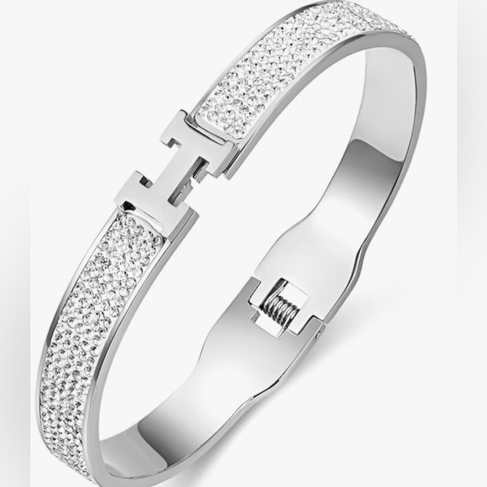 Beautiful stainless steel H bracelet